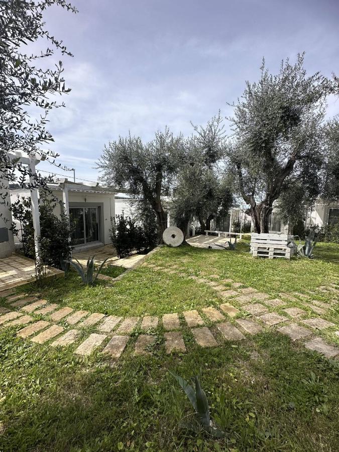 Frontemare Hotel Village & Ristorante Rodi Garganico Exterior photo
